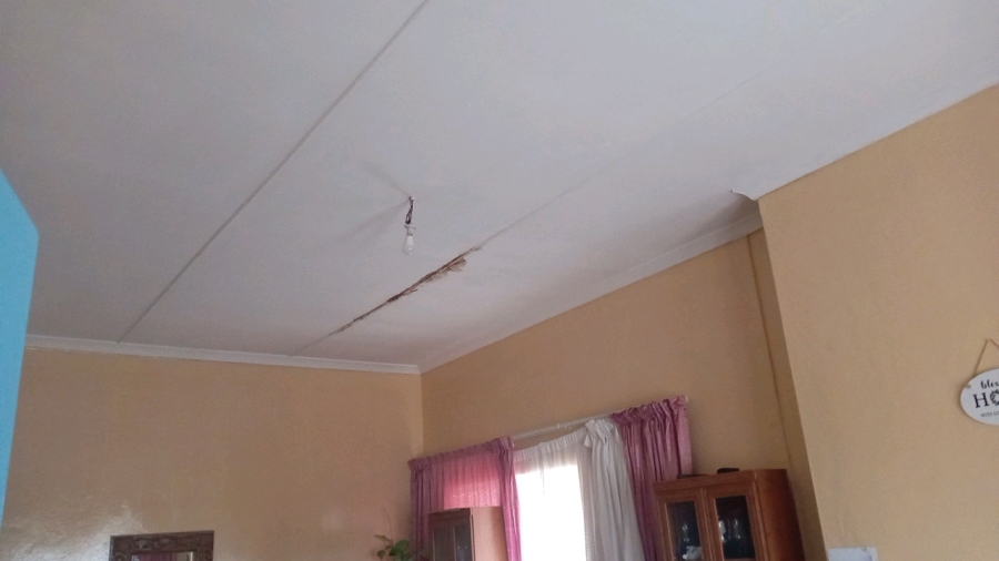 2 Bedroom Property for Sale in North Addo Road Phase 1 Eastern Cape